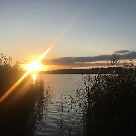 Daire Ferienwohnung Am See